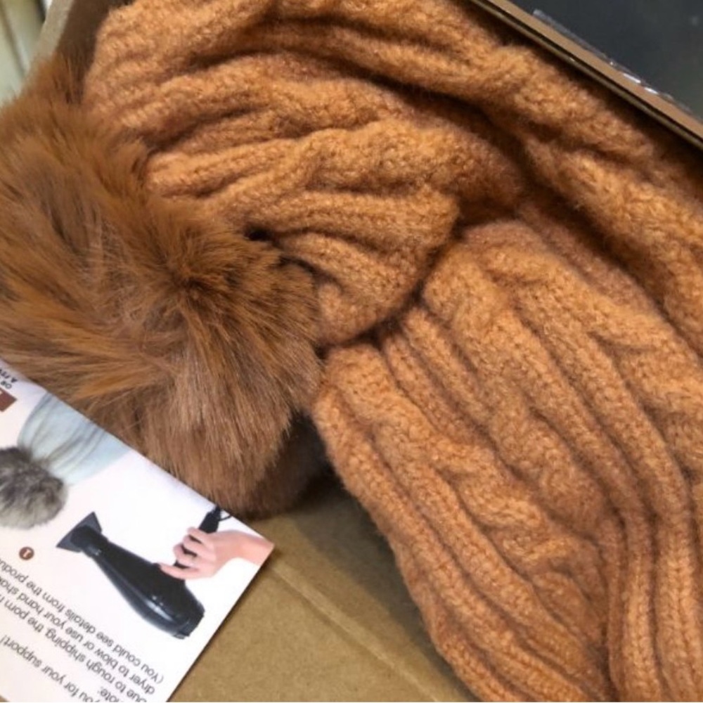 Adult Pom-Pom Cable Knit Beanie - Rust - Picture 2 of 2